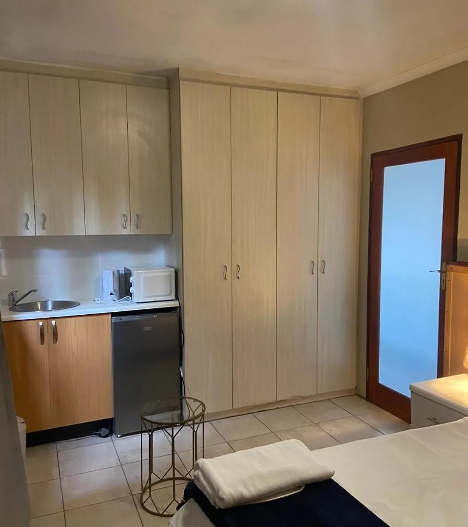 Aa Guest House 2 Parklands 0*,  Südafrika