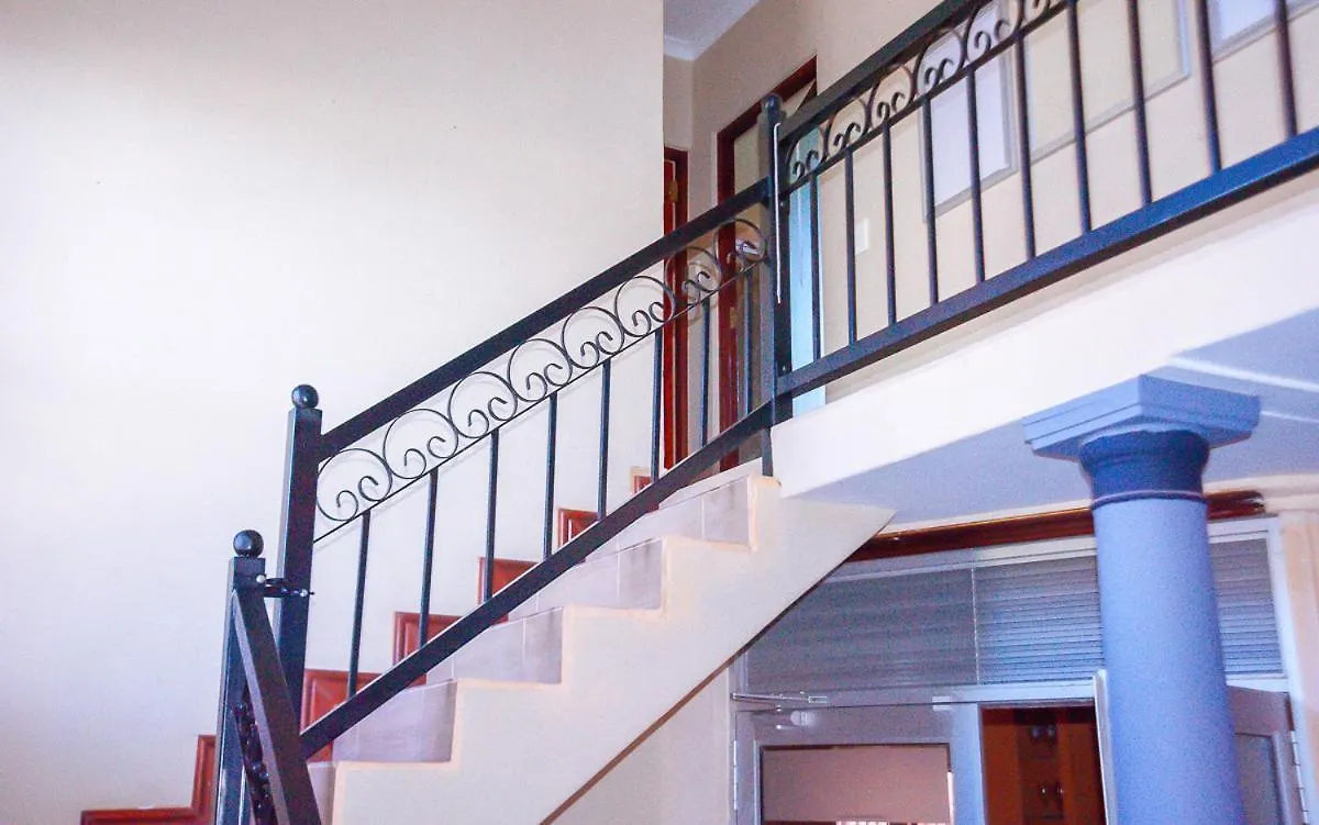 Aa Guest House 2 Parklands